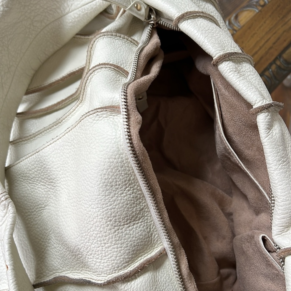 Charles David leather hobo cream color - Picture 12 of 14